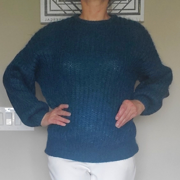 ๐ HOST PICK ๐ Handmade Blue Knitted Sweater - Picture 8 of 11